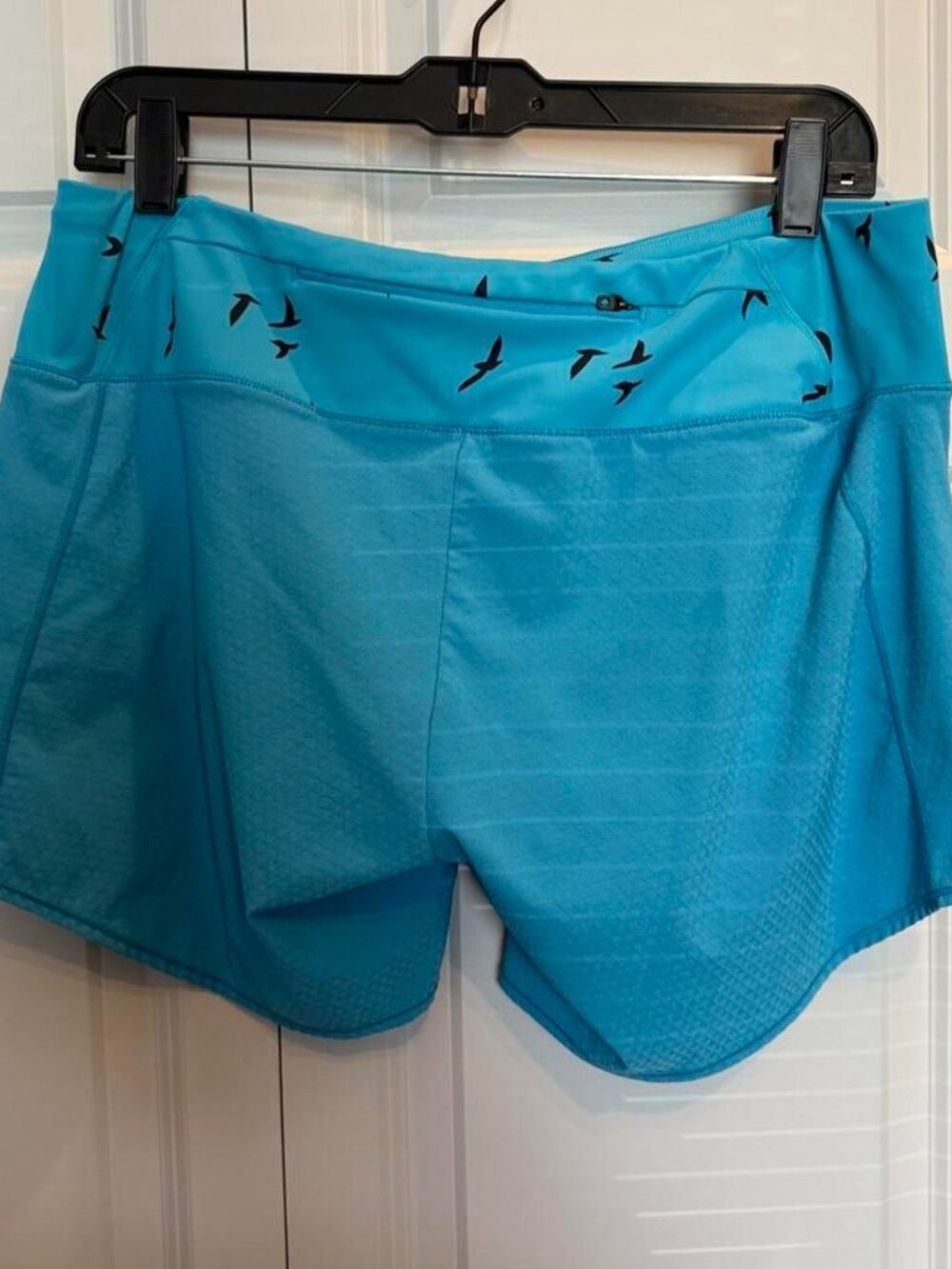 Oiselle Long Roga Shorts (6") - Size 8 - Picture 3 of 4